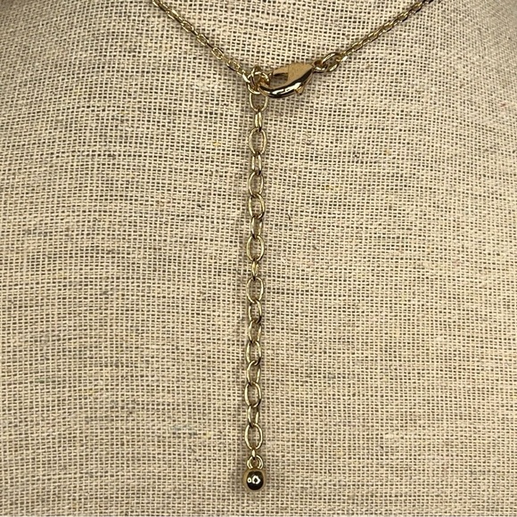 GOLD ROSE TASSEL NECKLACE FAUX PEARL ACCENT - Picture 12 of 12